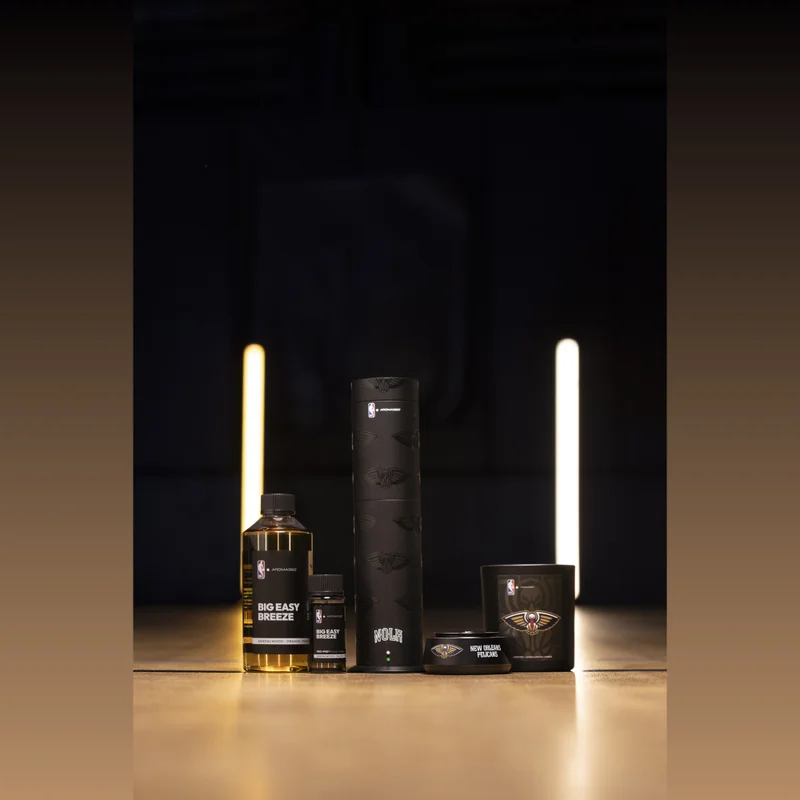 AROMA360 x NBA - New Orleans Pelicans Luxury Portable Essential Oil Car Diffuser - Aromatherapy Oils Scent Car Diffuser - Auto On/Off Wireless Feature - Oil Not Included