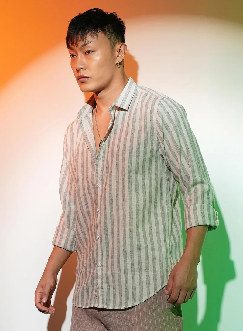 Campus Sutra Campus Sutra Men's Moon Grey Heathered-Stripe Shirt For Casual Wear | Spread Collar | Long Sleeve | Button Closure | Shirt Crafted With Comfort Fit For Everyday Wear