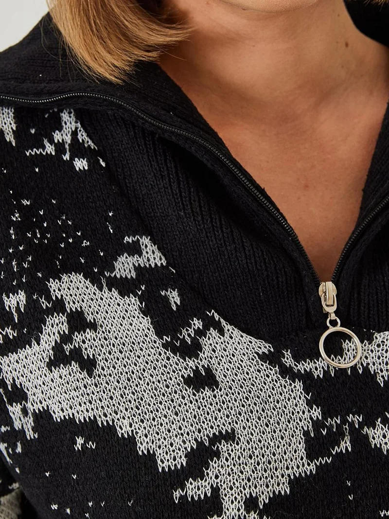 Bianco Lucci LUCCI Abstract Knit Sweater with Zipper Collar