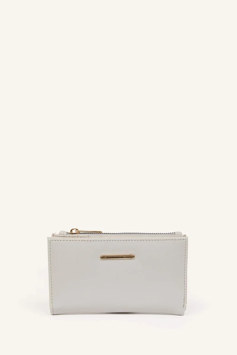 ديفاكتو Woman Faux Leather Wallets