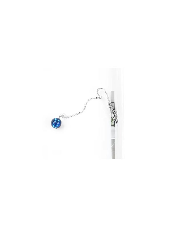 Book separator with precise details and a distinctive astrological touch - Gemini