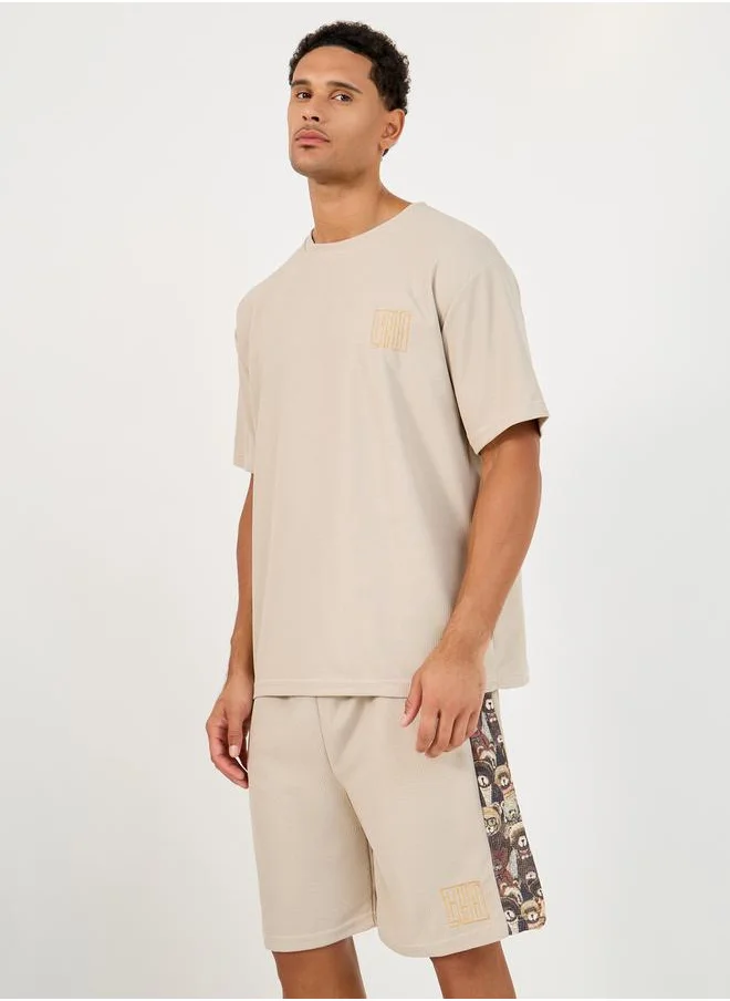 Styli Oversized Graphic Print T-Shirt & Shorts with Side Print Co-Ords