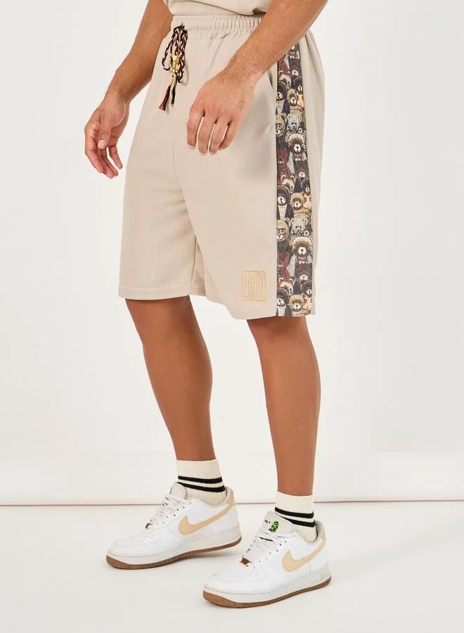 Styli Oversized Graphic Print T-Shirt & Shorts with Side Print Co-Ords