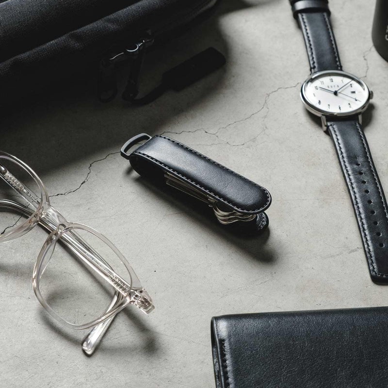 JIBBON Jibbon Italian Premium Leather Key Organizer - Stylish Key Holder with Marine Grade 316 Stainless Steel, Compact EDC Keychain, Accommodates Up To 9 Keys, Including Car Keys - (All Black)  - Image 4