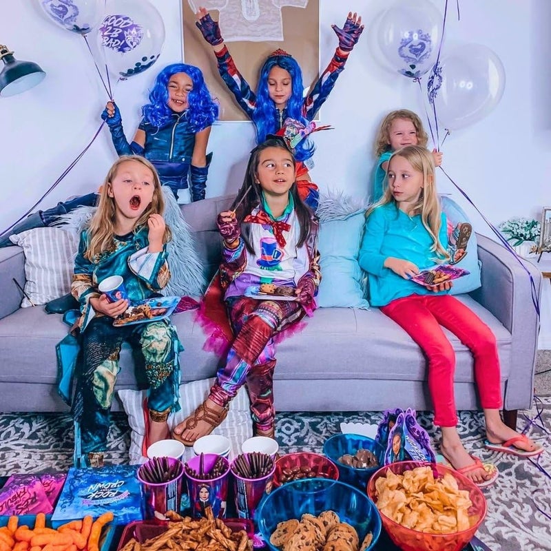 Amscan Disney Descendants 3 Latex Confetti Balloons - 12" (6 Pcs) - Perfect for Themed Parties, Celebrations & Decor - Unique Design, Clear/Purple - Image 3