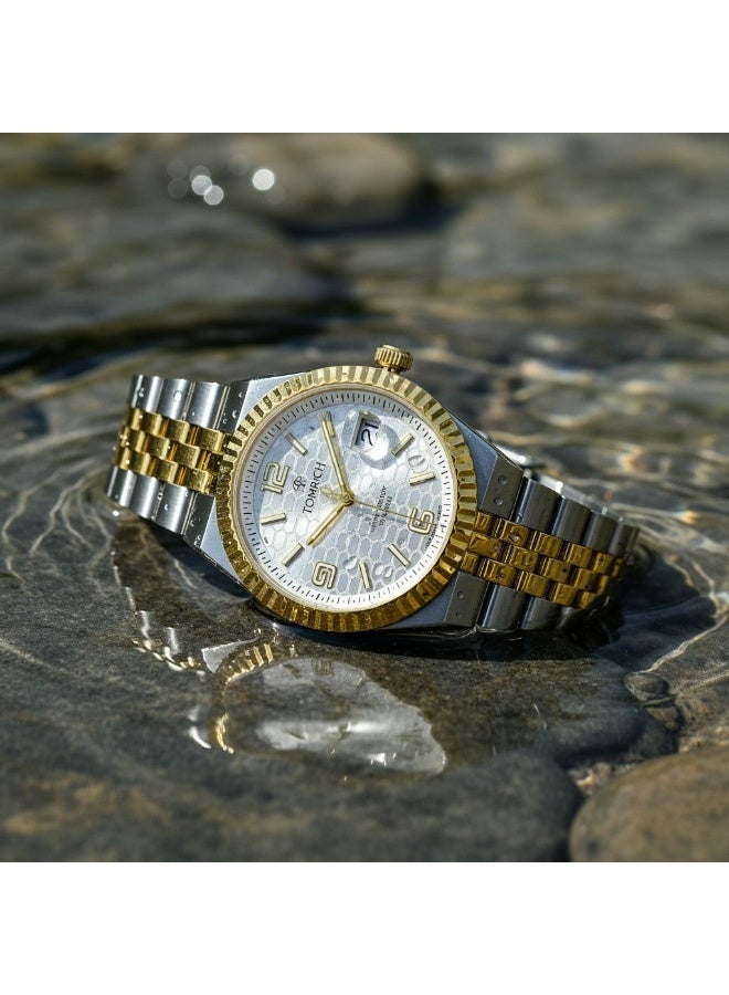 TOMRICH Royal Hive Men’s Analog Watch Stainless Steel Two Tone Gold Silver Bracelet with Date Display 30M Water Resistant - Image 3