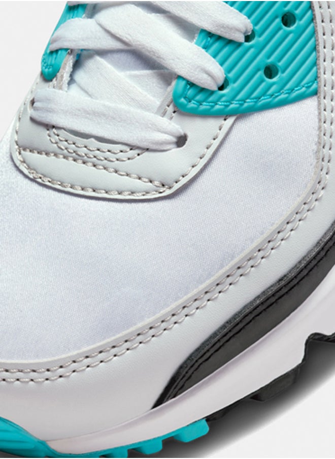 Nike Women Air Max 90 Essential Sneaker  - Image 5