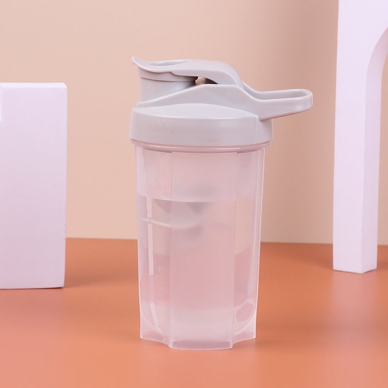 YL Factory Direct 500ML Plastic Shaker Bottle for Protein Powder, Fitness &  Milkshakes - Image 1