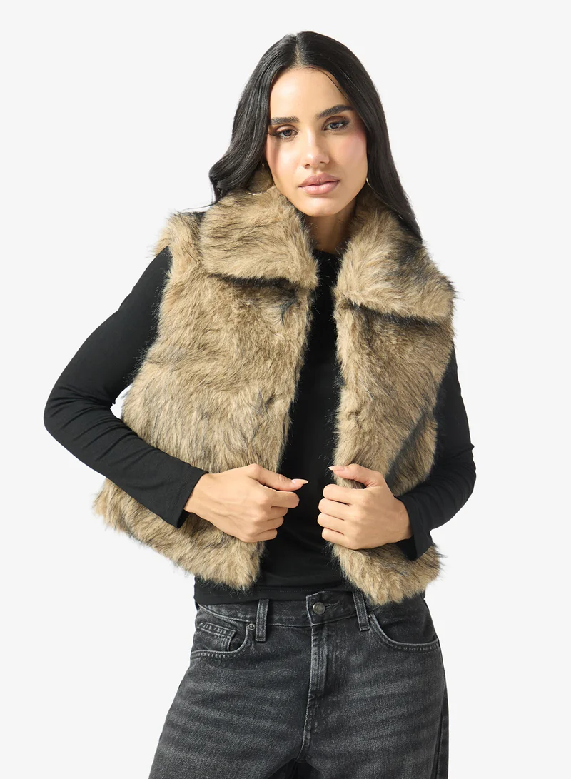 Ginger Faux Fur Zip Up Vest