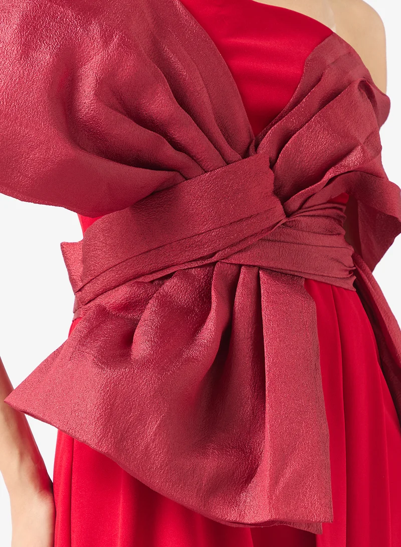 نمشي x فستان سهرة بدون حمالات بفيونكة مميزة