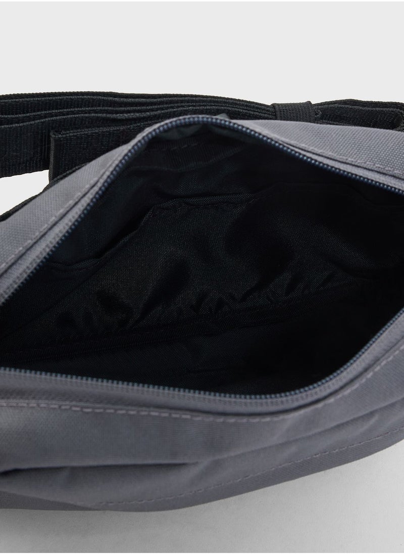 UNDER ARMOUR - Loudon Lite Unisex Waist Bag - Image 1