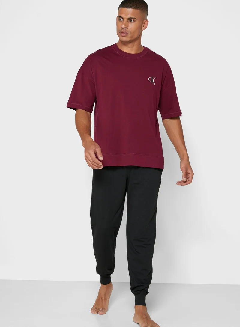 CALVIN KLEIN Chest Logo Crew Neck T-Shirt