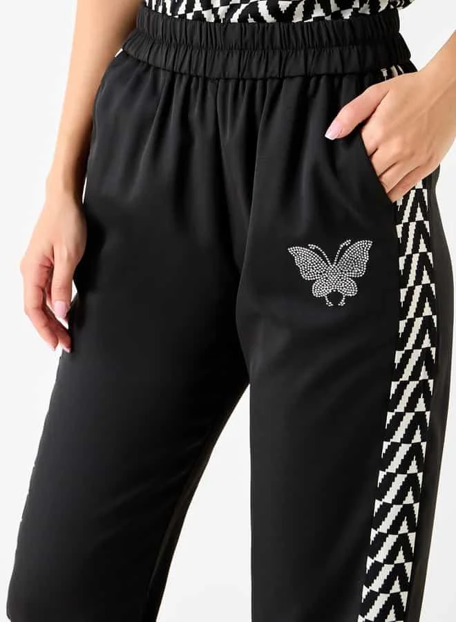 2Xtremz 2Xtremz Butterfly Embellished Mid-Rise Joggers with Pockets