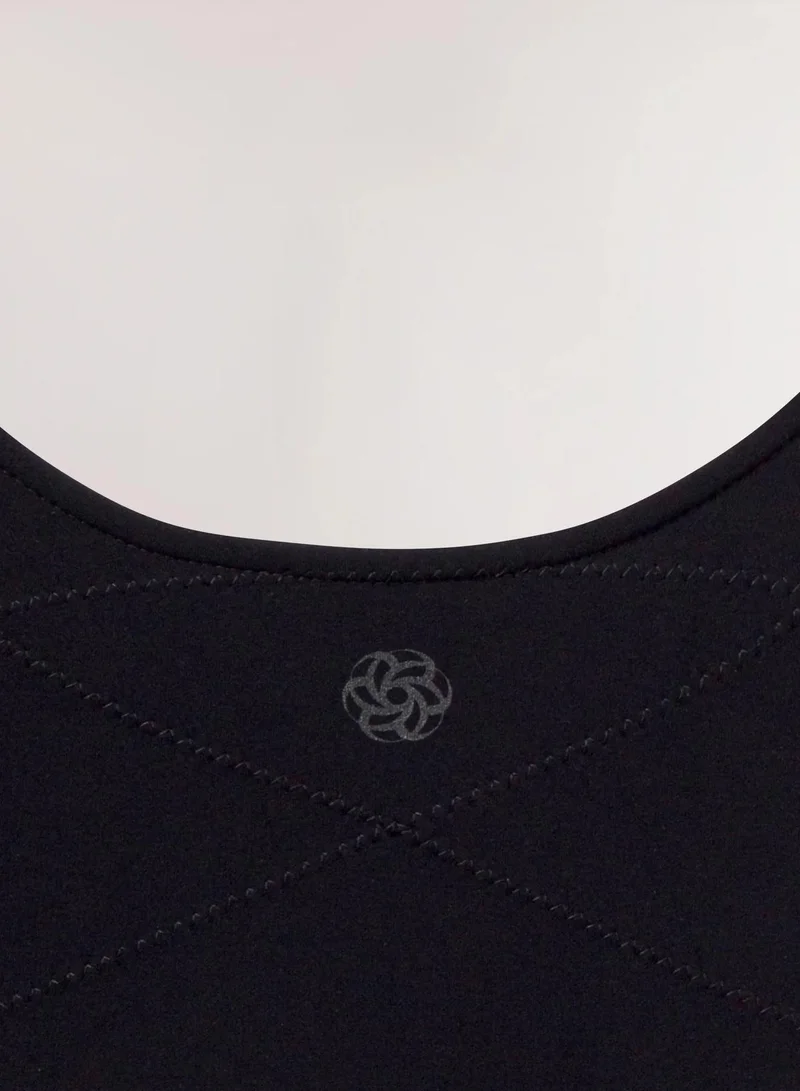 Kayanee Sculpting Cropped Top