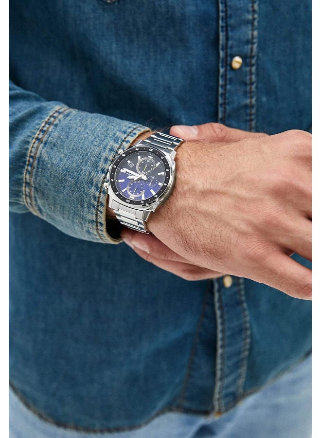 CASIO Stainless Steel Chronograph Watch EFV-600D-2AVUDF - Image 3