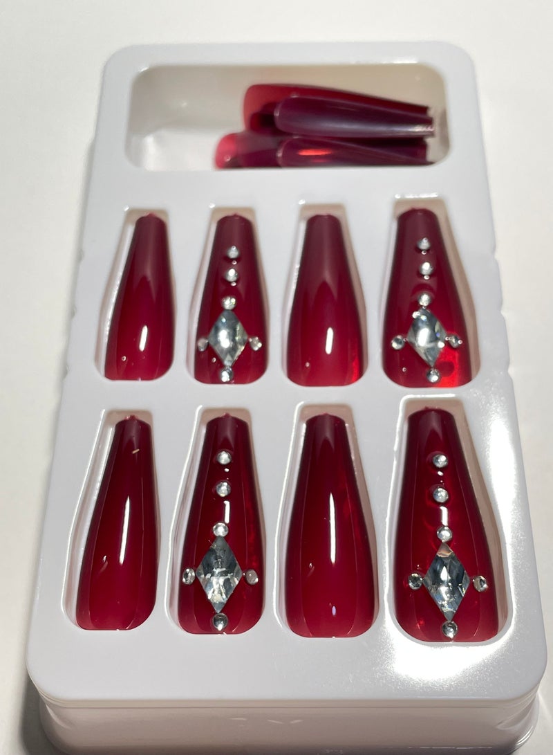 24 Pieces artificial nails with distinctive and elegant design are easy to install and are one of the wonderful women accessories - Image 2