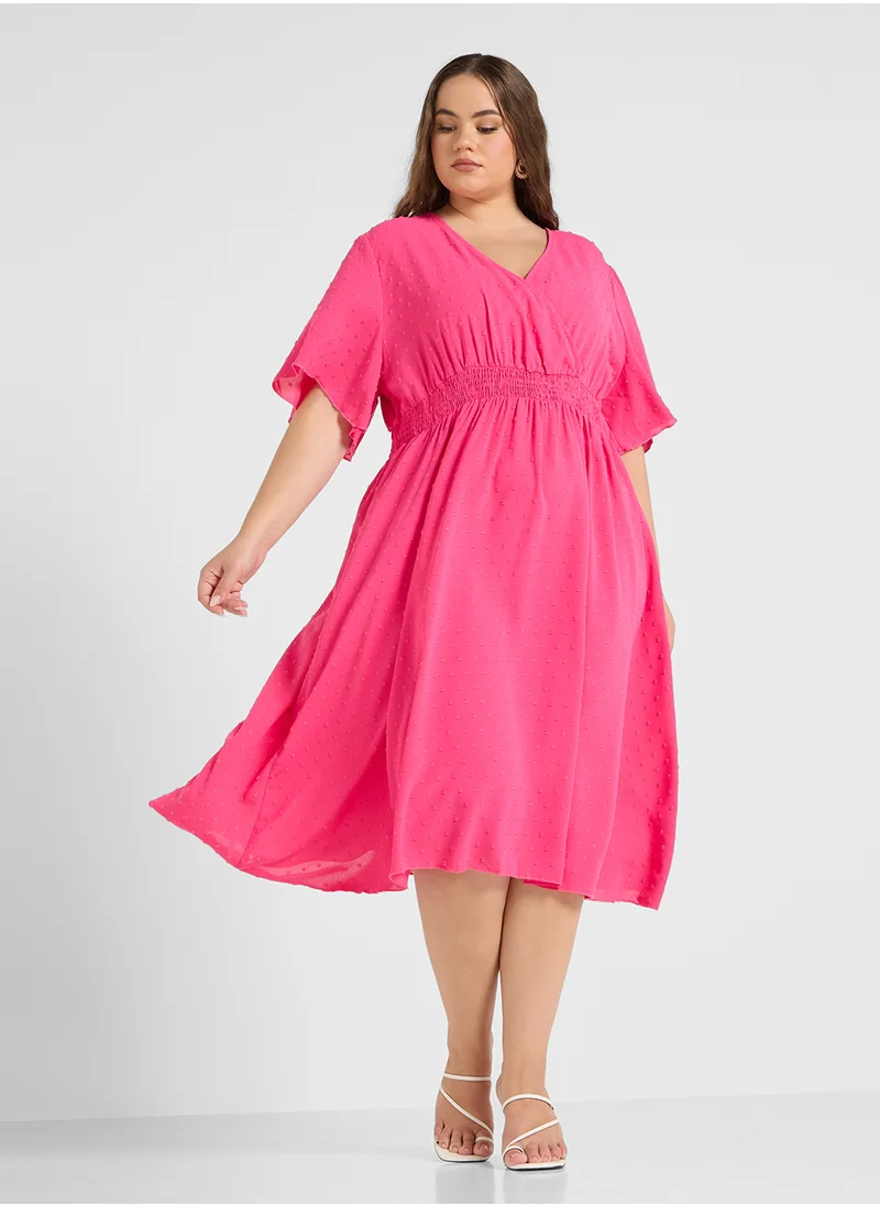 جينجر بلس Flounce Sleeve A Line Midi Dress