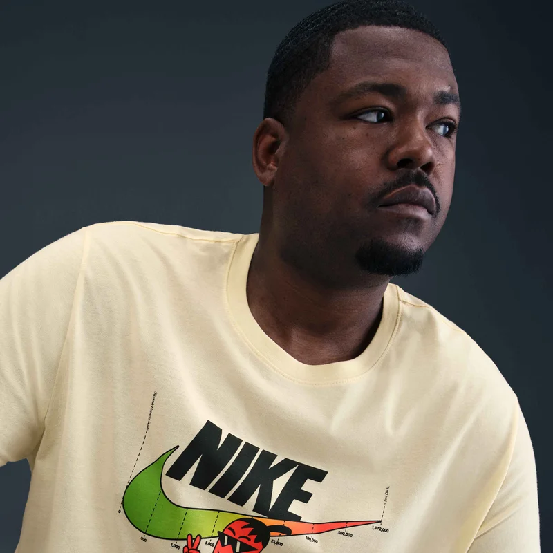 Nike Men's Sportswear Sole Food T-Shirt