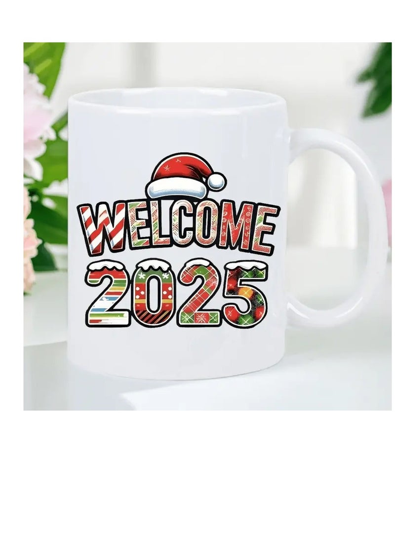 راين كوب قهوة سيراميكي من قطعة واحدة مطبوع عليه عبارة "عيد الميلاد ورأس السنة الجديدة 2025" - معزول وقابل لإعادة الاستخدام، مثالي لأعياد الميلاد والعطلات والكريسماس ورأس السنة الجديدة وعيد الحب - كوب أبيض - Image 1