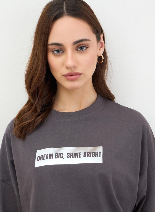 Styli Charcoal Slogan Print Oversized T-Shirt - Image 4