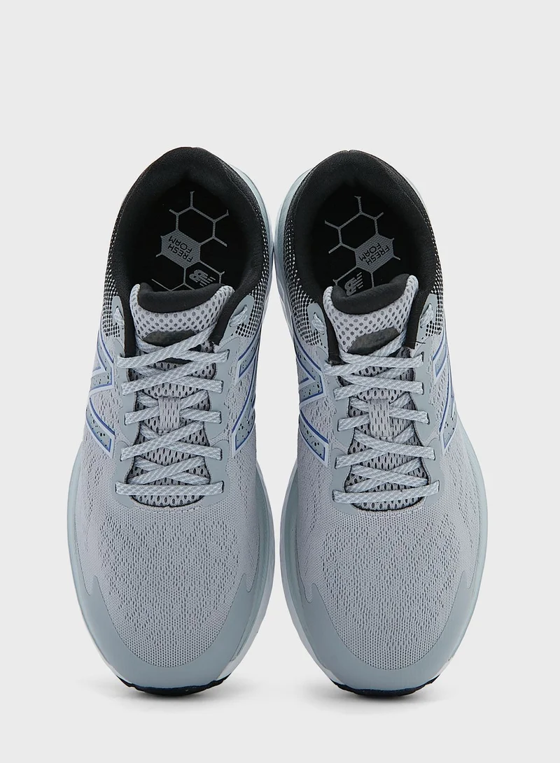 New Balance 680 Low Top Sneakers