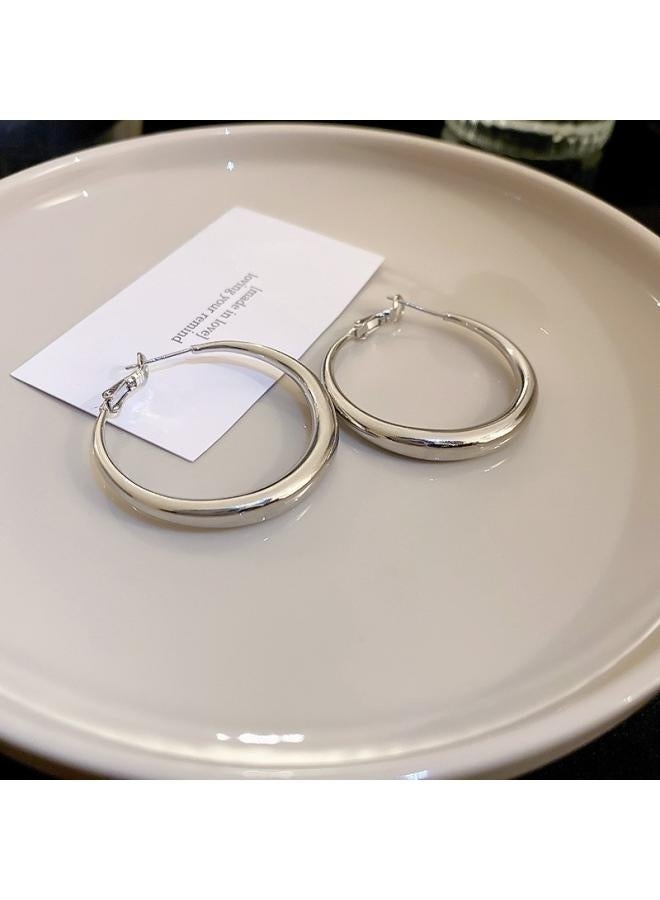 Silver Needle Metal Wind Circle Ear Ring Korean Simple Atmospheric Earrings Fashion Commuter Women 