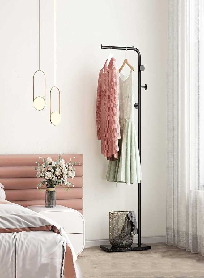 رَوَائِد حامل ملابس أسود قائم بذاته من المعدن، مزوّد بقضيب و3 خطافات، حامل ملابس عصري بقاعدة رخامية، تصميم على شكل حرف L، مناسب للمدخل وغرفة النوم وغرفة المعيشة والمكتب.  Research modern L-shaped clothes racks 多花几分钟，获取更佳结果 - Image 2
