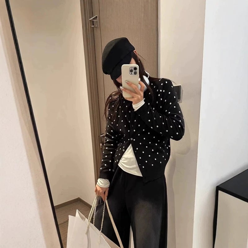كارديغان نسائي كوري محبوك رمادي بنقاط البولكا بياقة دائرية لخريف - Image 2