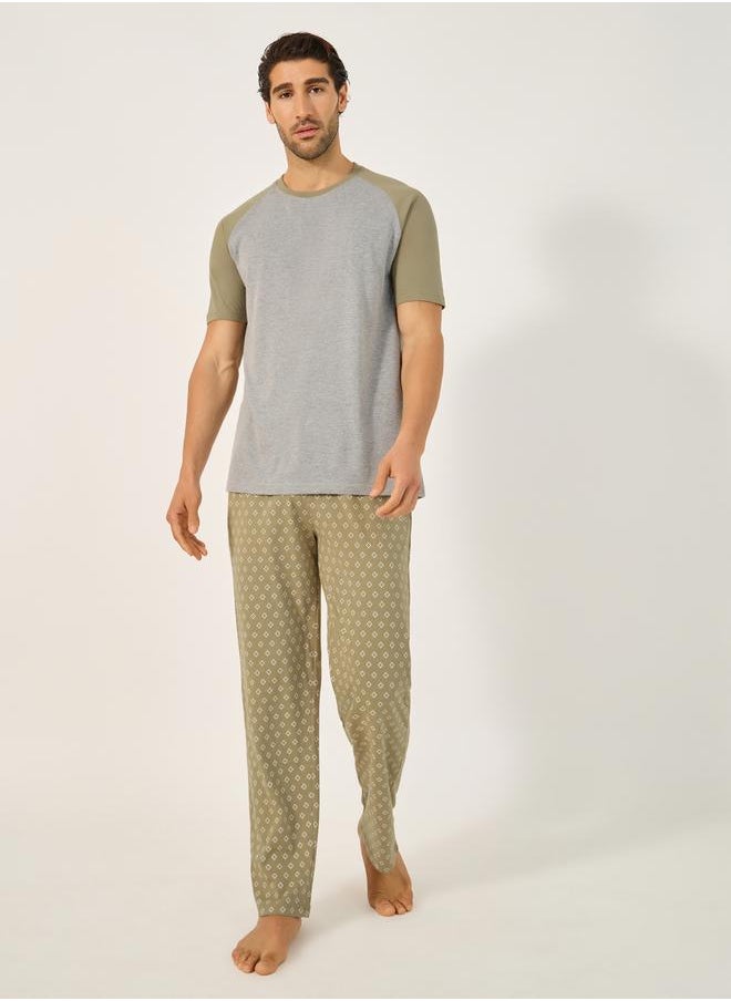 Styli Color Block Raglan Sleeve T-Shirt and Printed Pyjama Set  - Image 1