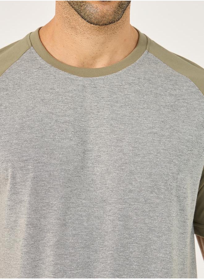 Styli Color Block Raglan Sleeve T-Shirt and Printed Pyjama Set  - Image 3
