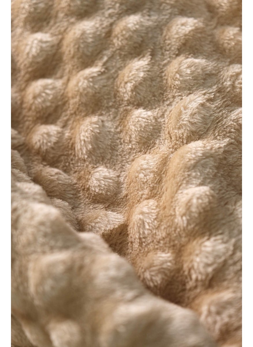 Favora Mink Bud Double Blanket - Beige  - Image 4