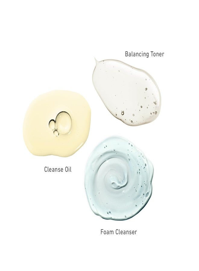 أبسلوتجوي مجموعة التنظيف المزدوج من AbsoluteJOI في عبوات بحجم مناسب للسفر (20 مل) متوافقة مع معايير إدارة أمن النقل الأمريكية. تتضمن ثلاثة منتجات: زيت مزيل للمكياج، غسول رغوي للوجه، وتونر للوجه بخلاصة الصبار. - Image 2