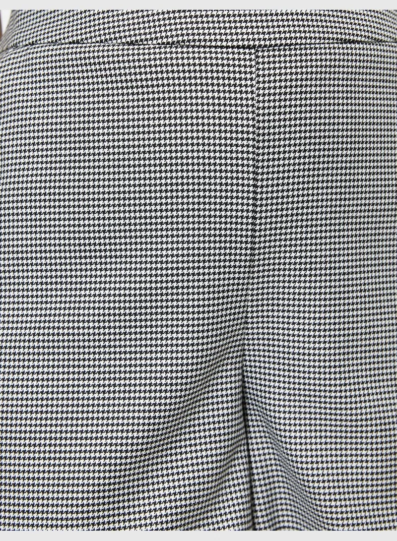 KOTON Pocket Detailed Shorts