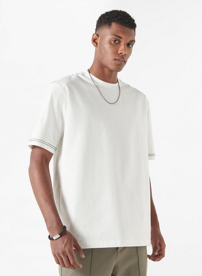 ايكونيك تيشيرت بياقة ضيّقة وأكمام قصيرة من آيكونيك - Image 1