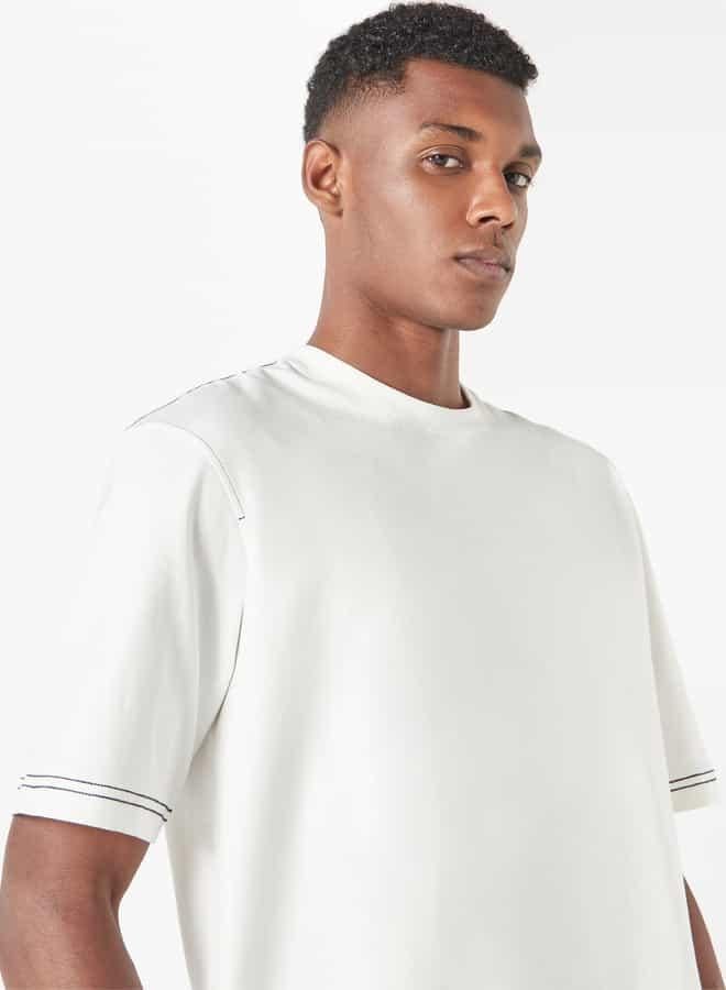 ايكونيك تيشيرت بياقة ضيّقة وأكمام قصيرة من آيكونيك - Image 4