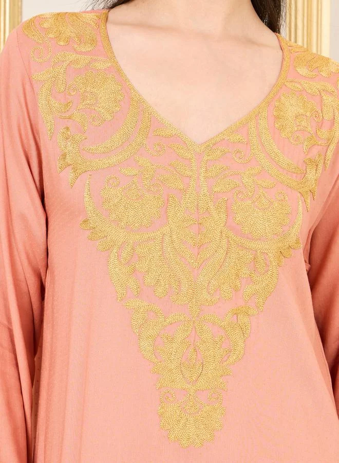 Styli Styli Embroidered Neckline Spot All Over Print Jalabiya