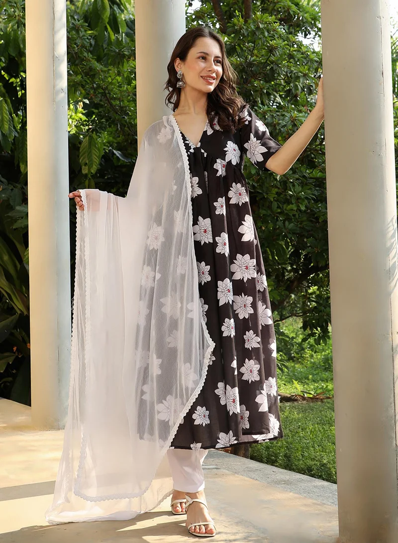 QISSA Women's Midnight Black Water Lilies Kurta With Trousers And Dupatta