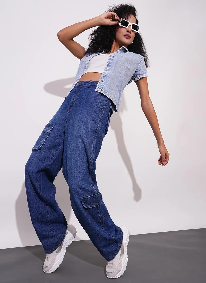 جلو باص جينز نسائي جلوبس أزرق بقصة مستقيمة وخصر متوسط بلمسة نظيفة وتلاشي خفيف بستايل كارغو قطني