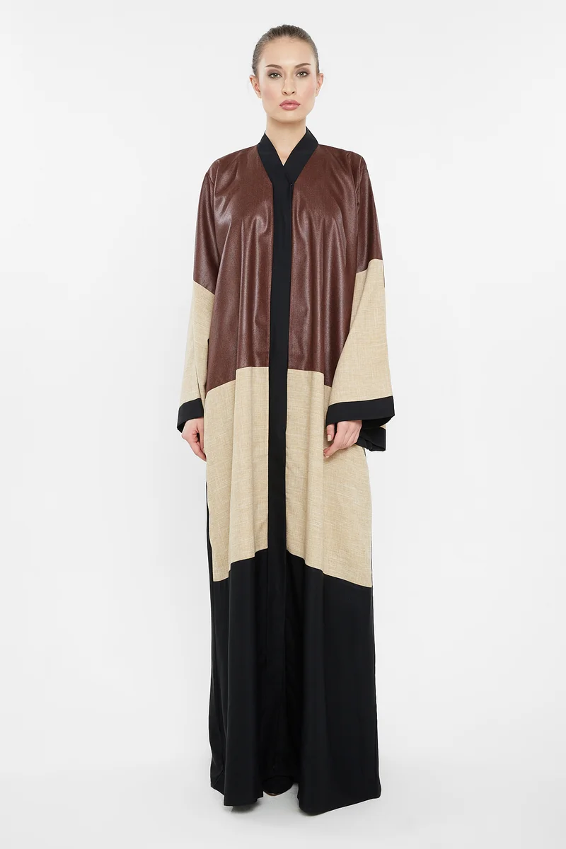 النخبة A casual duo-colored abaya in shimmer-brown and cream with cross cut detail -AJ136A