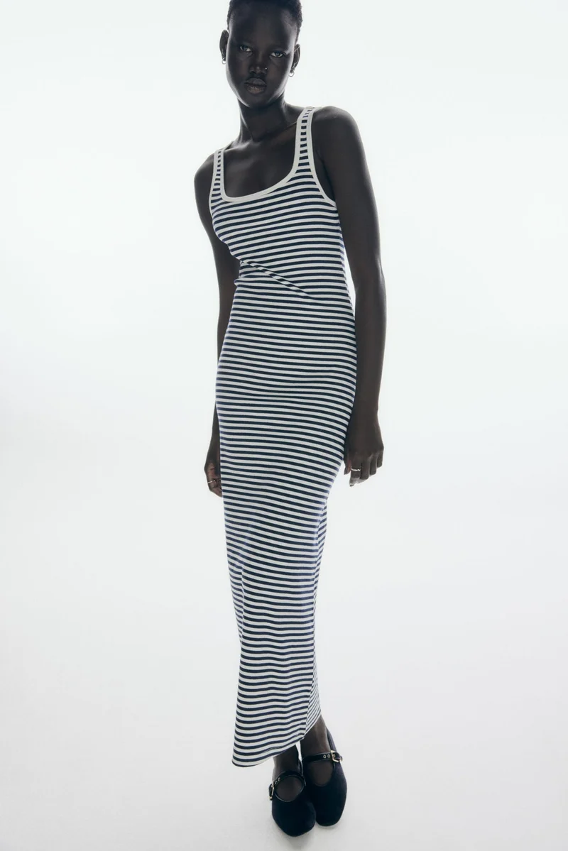 اتش اند ام فستان ماكسي بدون أكمام