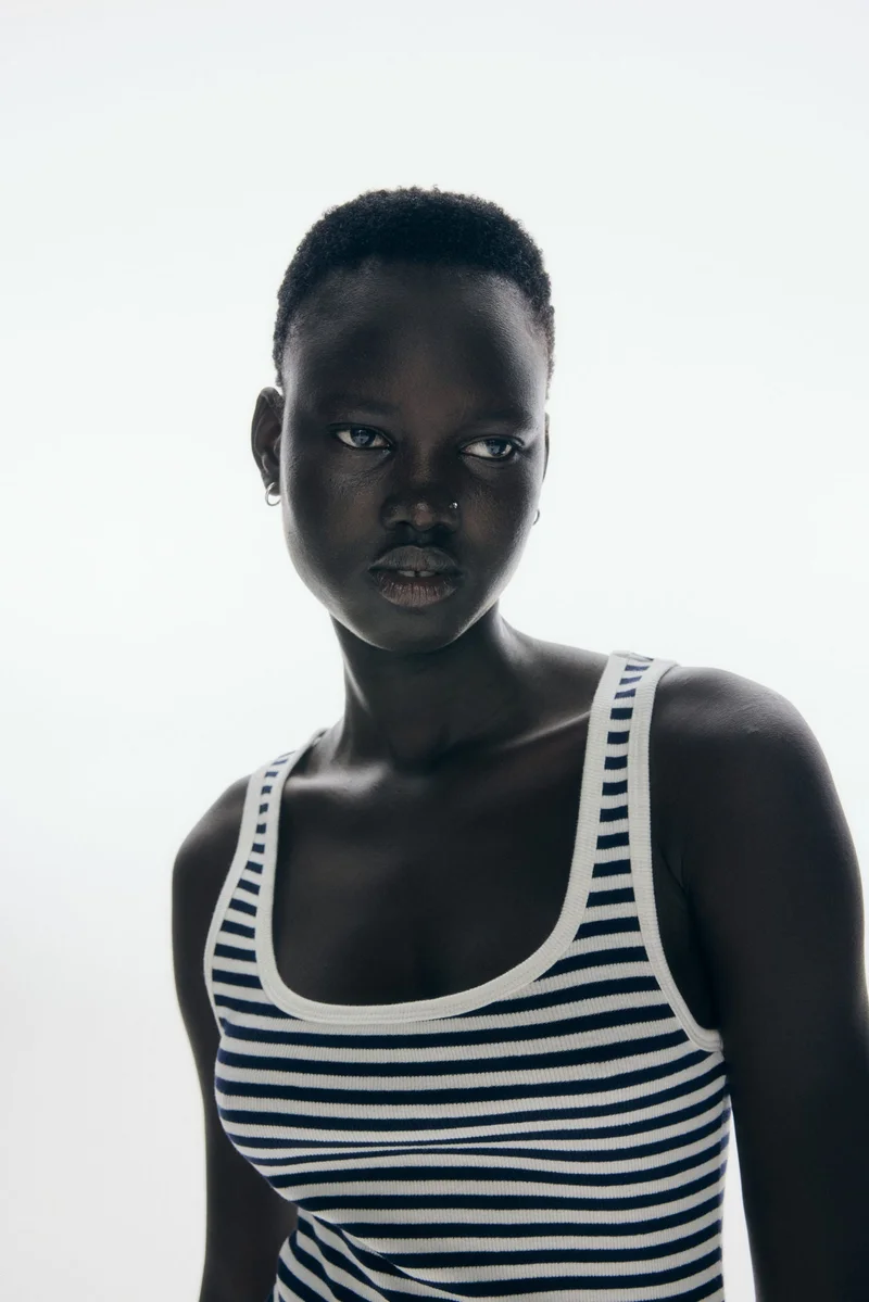 اتش اند ام فستان ماكسي بدون أكمام