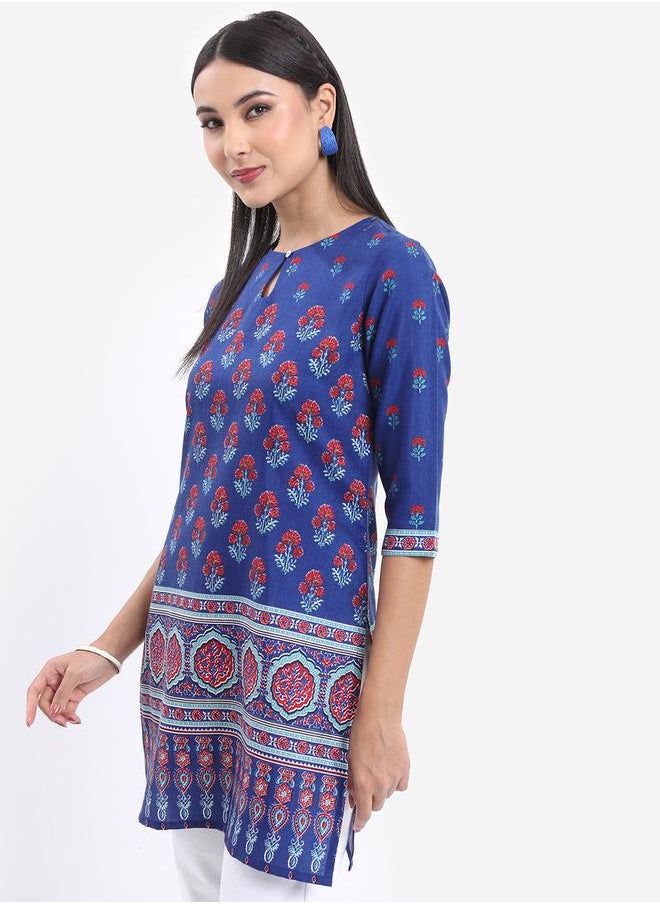 Vishudh Floral Printed Straight Kurta by Styli  - Image 4