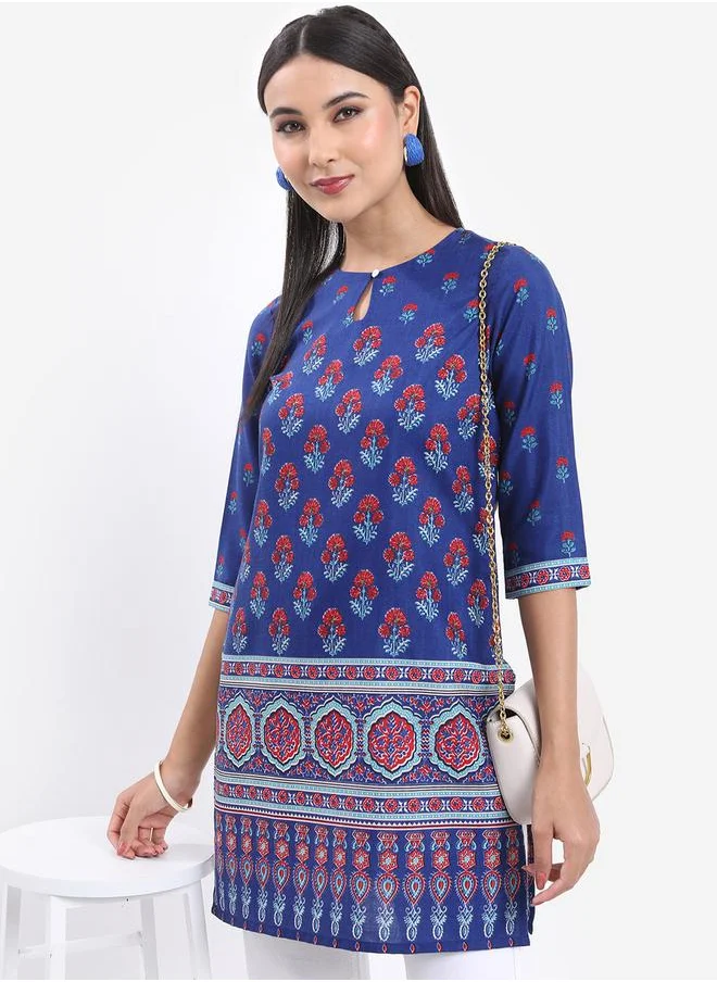 فيشود Floral Printed Straight Kurta by Styli
