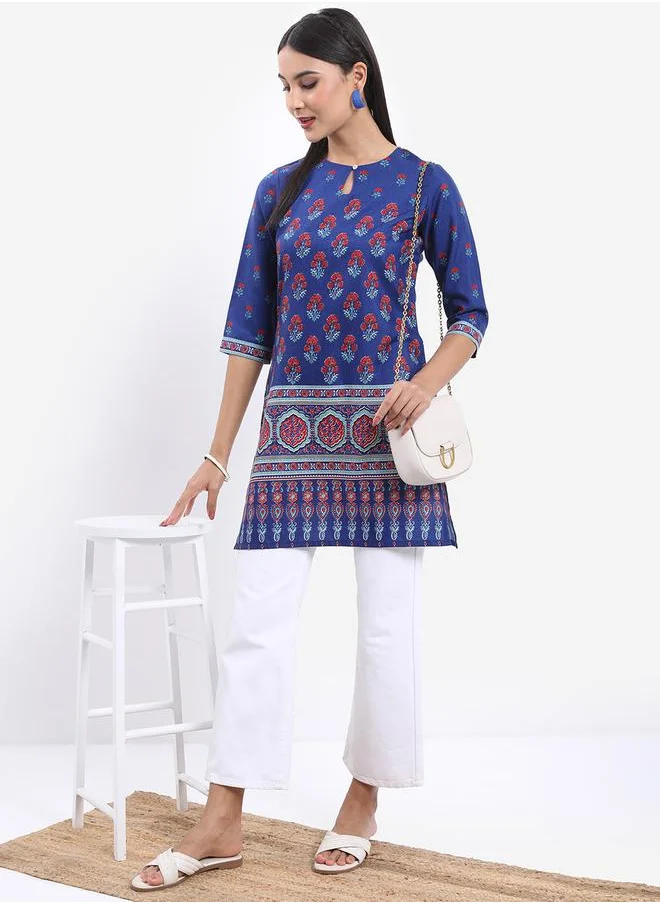 فيشود Floral Printed Straight Kurta by Styli