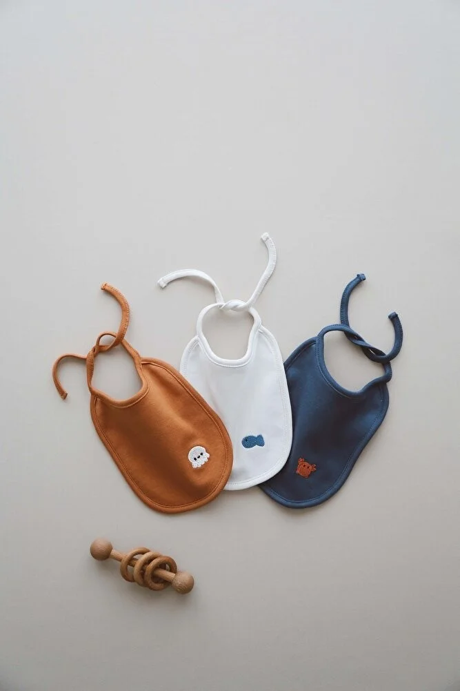 اوهلالا كوالا Triple Ribbed Baby Bib 0-3 Months