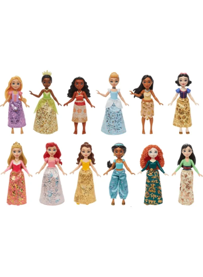 Disney Frozen Elsa Small Doll, Mini Princess Fashion Doll with Signature Outfit and Movie Inspired Accessories for Kids Age 3+