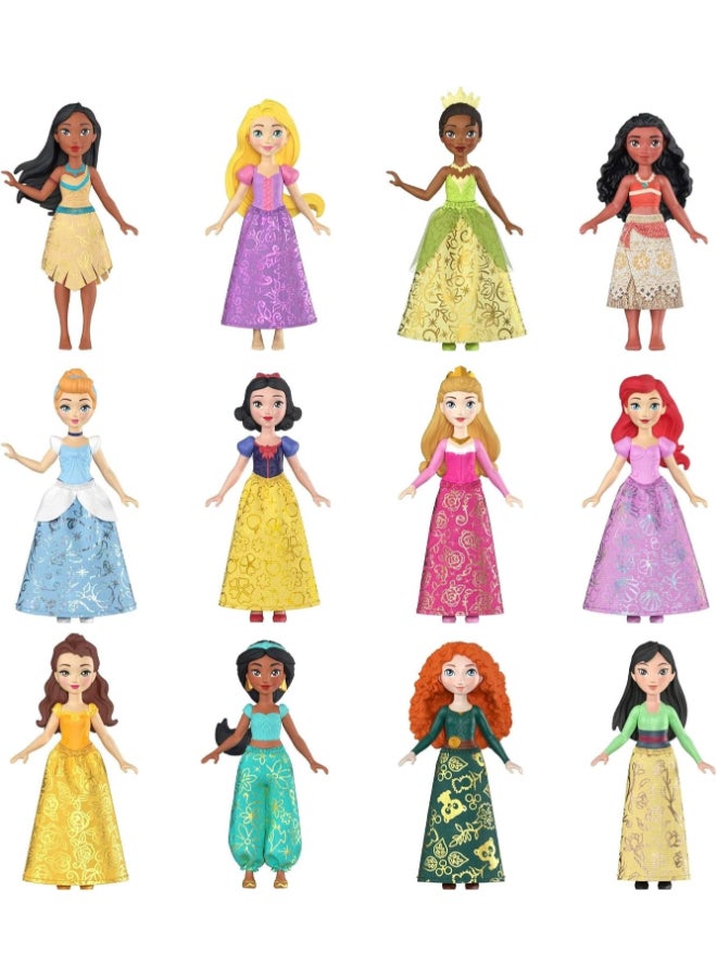 Disney Frozen Elsa Small Doll, Mini Princess Fashion Doll with Signature Outfit and Movie Inspired Accessories for Kids Age 3+ - Image 3