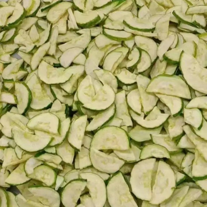 Bluejw Vacuum-Fried Zucchini Chips, Crispy Sweet Vegetable Snacks, No Artificial Flavors, Bagged - Image 1