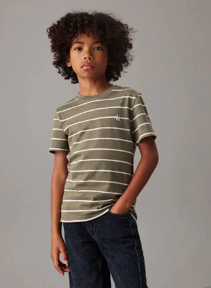 كالفن كلاين جينز طقم تيشرت من قطعتين