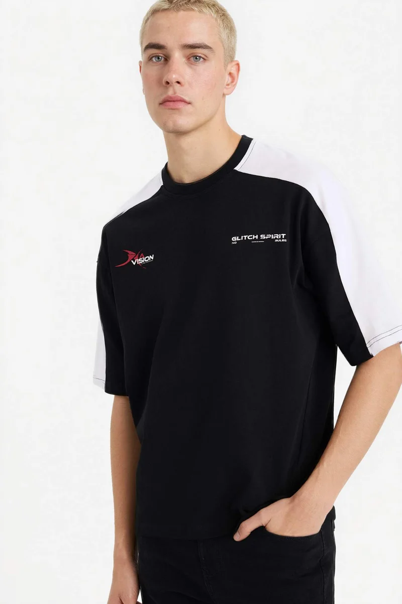 ديفاكتو Loose Fit Crew Neck Slogan Short Sleeve T-Shirt